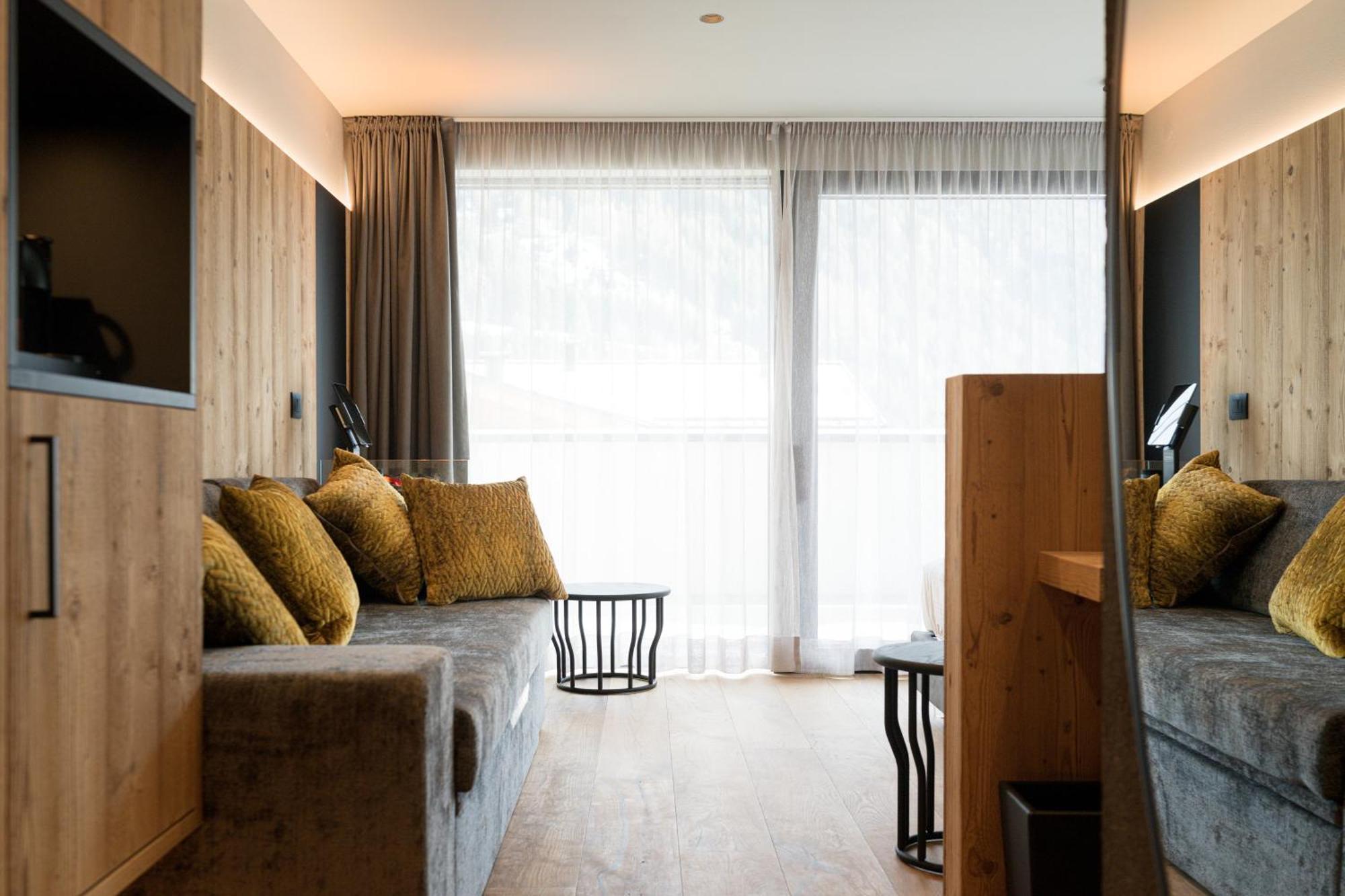 Dolomiti Exclusive Your Mountain Suite Pozza di Fassa Exterior photo
